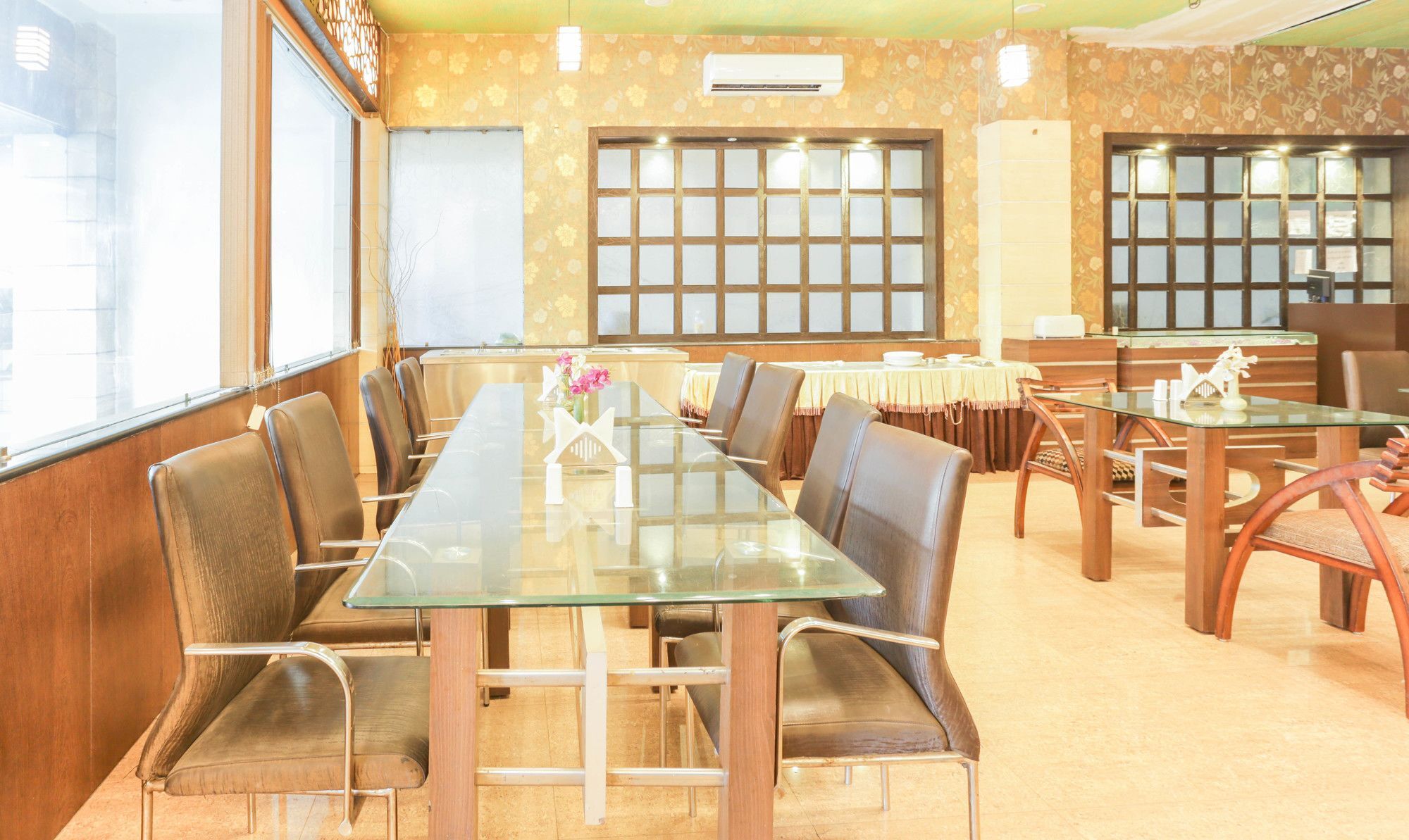 Treebo Shanta Inn Lucknow Exterior photo